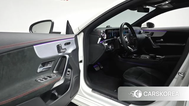 Mercedes-Benz CLA-Class C118 2021 Белый из Кореи, фото 2