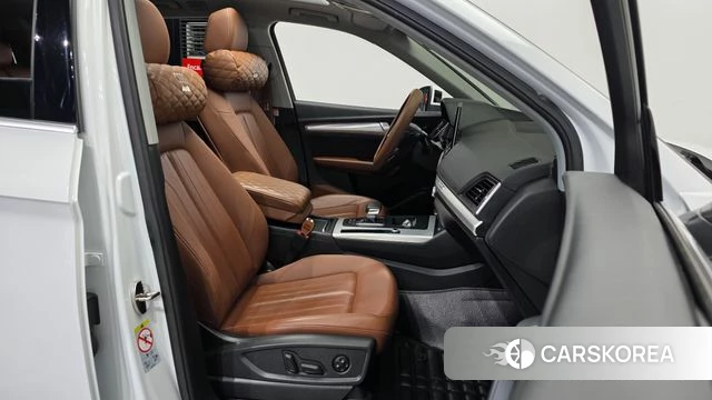 Audi Q5 (FY) 2023 Белый из Кореи, фото 2