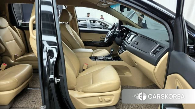 Kia The New Carnival 2019 Черный из Кореи, фото 2