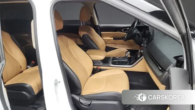 Kia Carnival 4th generation 2020 Белый из Кореи, фото 2