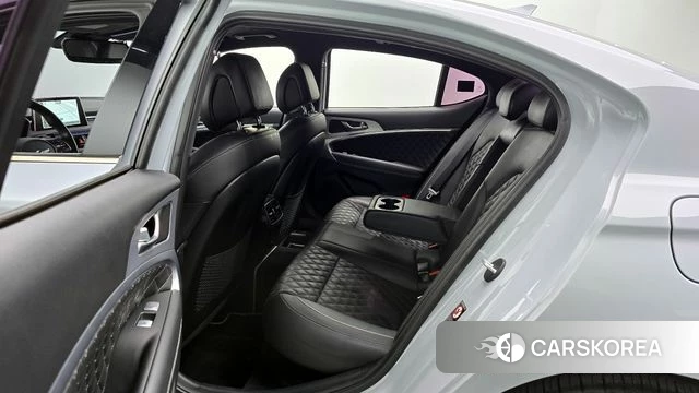 Genesis G70 2018 Светло-серебряный цвет из Кореи, фото 2