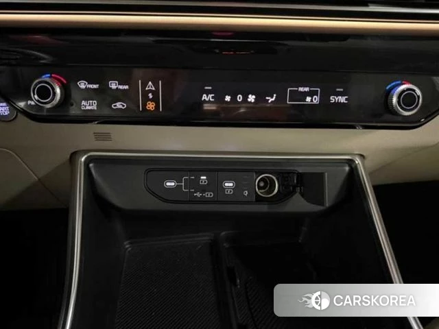 Kia The New Carnival 4th Generation 2024 Серый из Кореи, фото 2