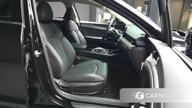 Kia The New K5 Hybrid 3rd generation 2024 Черный из Кореи, фото 2