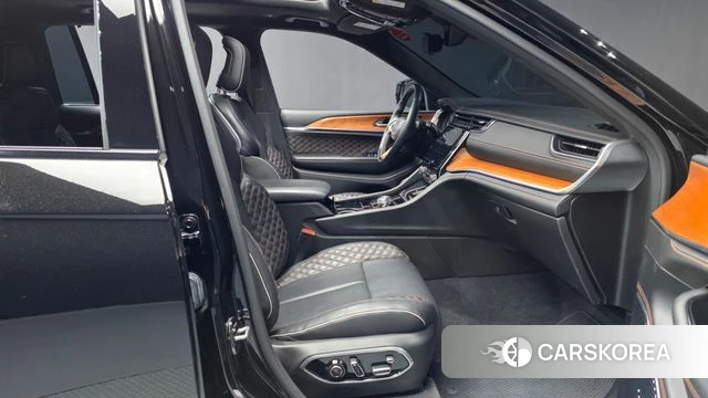 Jeep Grand Cherokee (WL) 2021 Черный из Кореи, фото 2