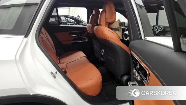Mercedes-Benz GLC-Class X254 2024 Белый из Кореи, фото 2