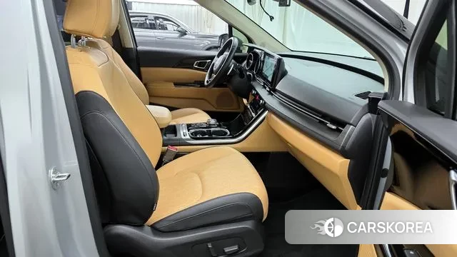 Kia Carnival 4th generation 2022 Серебряный из Кореи, фото 2