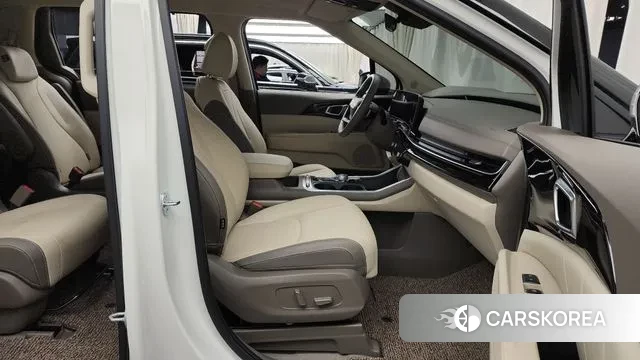 Kia The New Carnival 4th Generation 2025 Белый из Кореи, фото 2