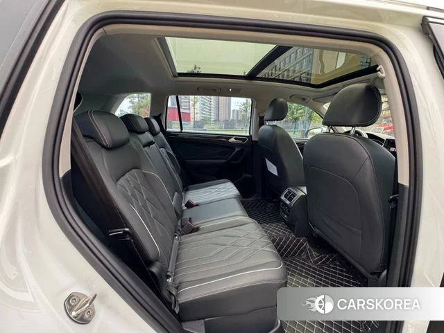 Volkswagen Tiguan L 2023 Белый из Китая, фото 2