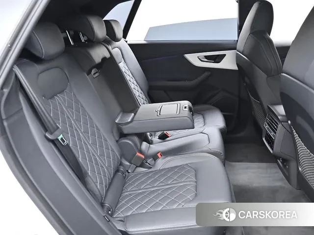 Audi Q8 (4M) id 3212021 из Кореи 2