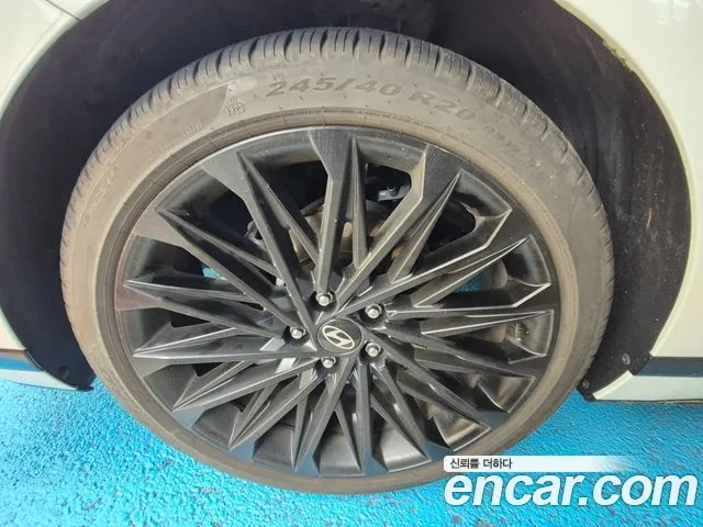 Hyundai Grandeur Hybrid (GN7) 2023 Белый из Кореи, фото 2