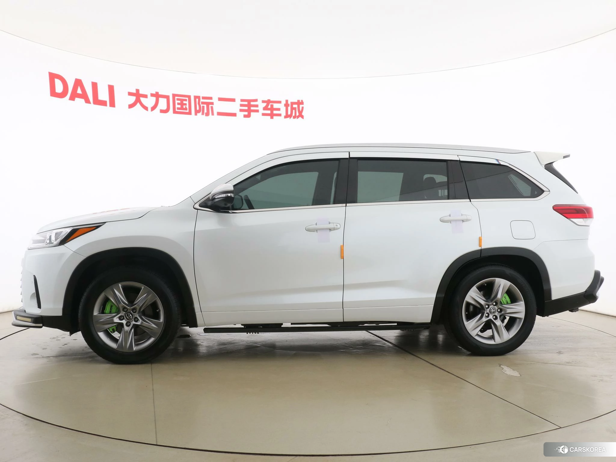 Toyota Highlander 2021 Белый из Китая, фото 2
