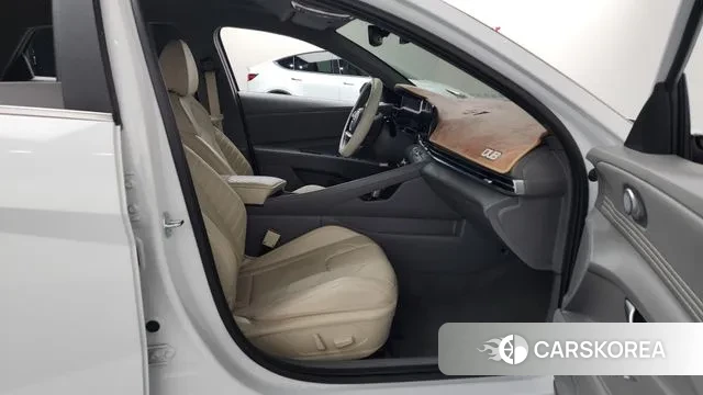 Hyundai Avante (CN7) 2022 Белый из Кореи, фото 2