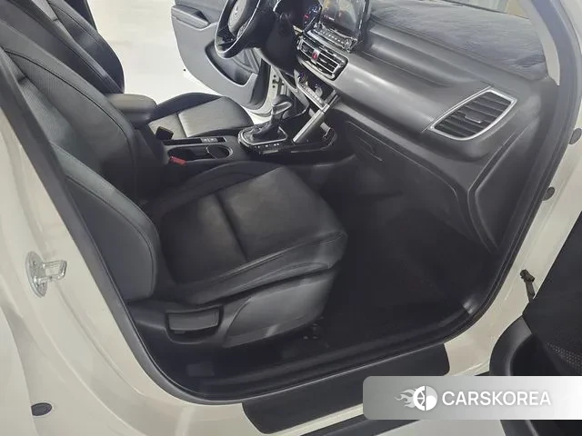 Kia Seltos 2019 Белый из Кореи, фото 2