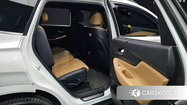 Hyundai The New Santa Fe 2021 Белый из Кореи, фото 2