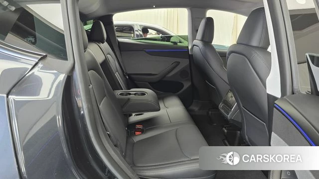 Tesla Model Y 2025 Серый из Кореи, фото 2