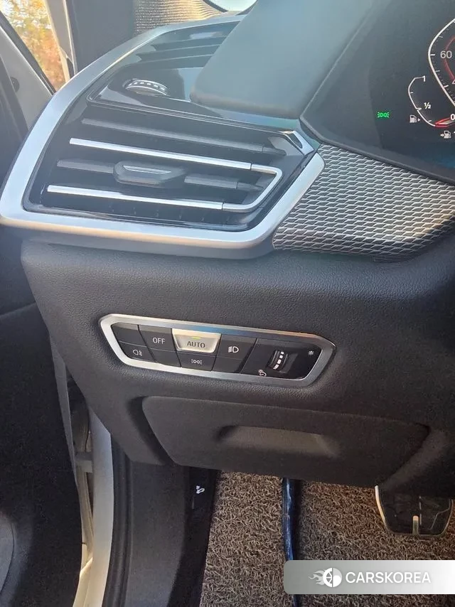 BMW X6 (G06) 2022 Белый из Кореи, фото 2