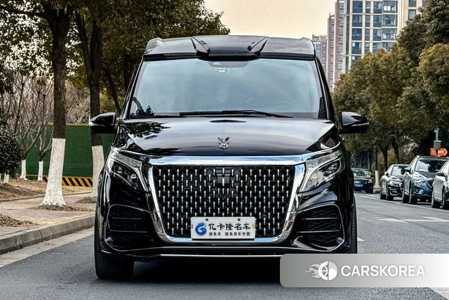 Mercedes-Benz V-class 2023 Черный из Китая, фото 2