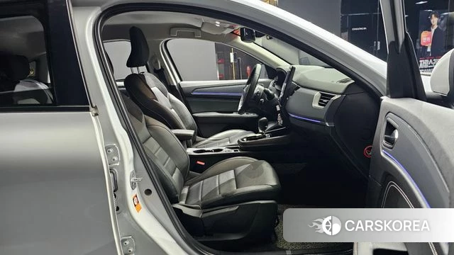 Renault Korea (Samsung) XM3 2022 Серебристо-серый из Кореи, фото 2