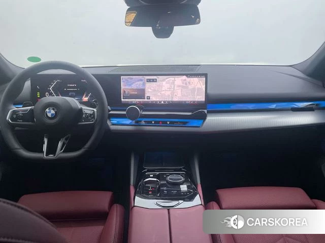 BMW 5 series (imported) 2025 Черный из Китая, фото 2