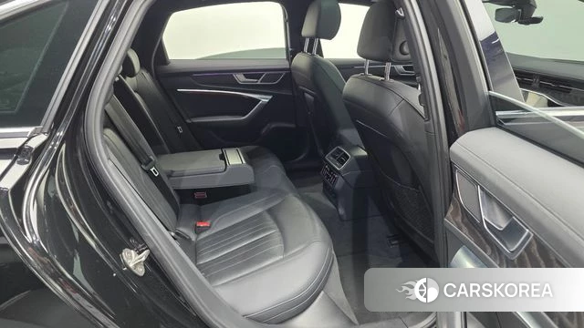 Audi A6 (C8) 2022 Черный из Кореи, фото 2