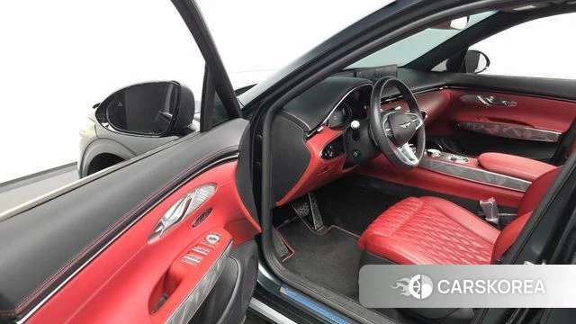 Genesis GV70 2023 Темно-зеленый из Кореи, фото 2