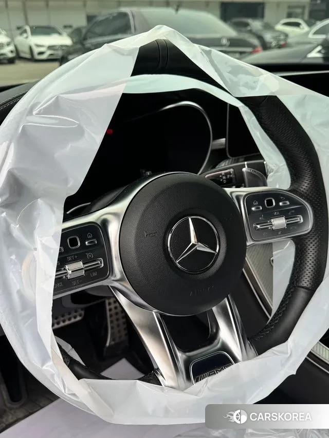 Mercedes-Benz C-Class W205 2019 Зеленый из Кореи, фото 2