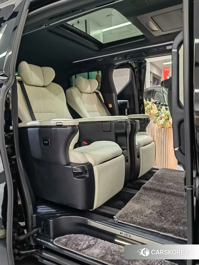 Lexus LM 2021 Черный из Китая, фото 2