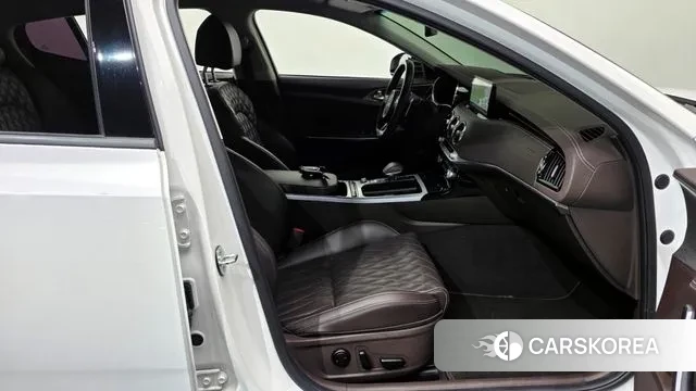 Kia Stinger Meister 2021 Белый из Кореи, фото 2