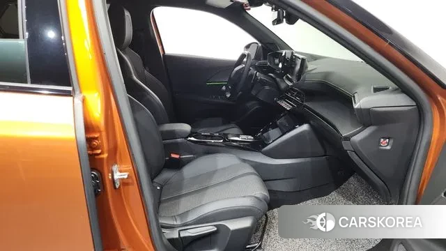 Peugeot 2008 Second generation 2022 Оранжевый из Кореи, фото 2