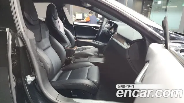 Tesla Model S 2019 Черный из Кореи, фото 2