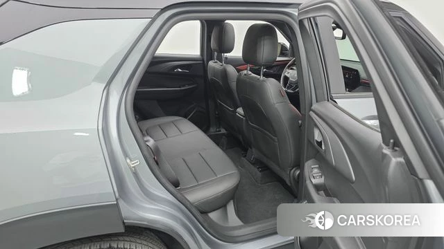 Chevrolet (GM Daewoo) The New Trail Blazer 2023 Цвет галактики из Кореи, фото 2