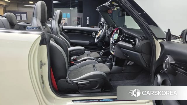 Mini Cooper S Convertible 4th Generation 2021 Жемчужный цвет из Кореи, фото 2