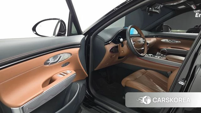 Genesis GV70 2022 Черный из Кореи, фото 2