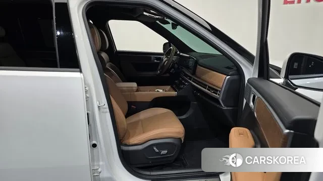 Hyundai Santa Fe (MX5) 2024 Белый из Кореи, фото 2