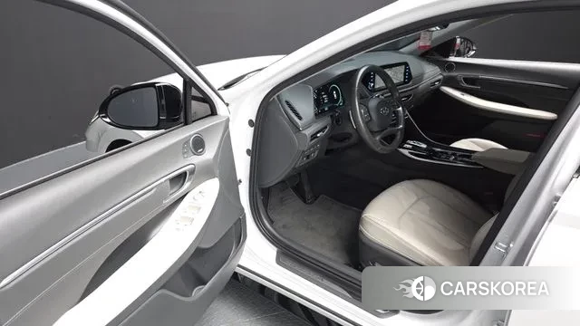 Hyundai Sonata (DN8) 2022 Белый из Кореи, фото 2