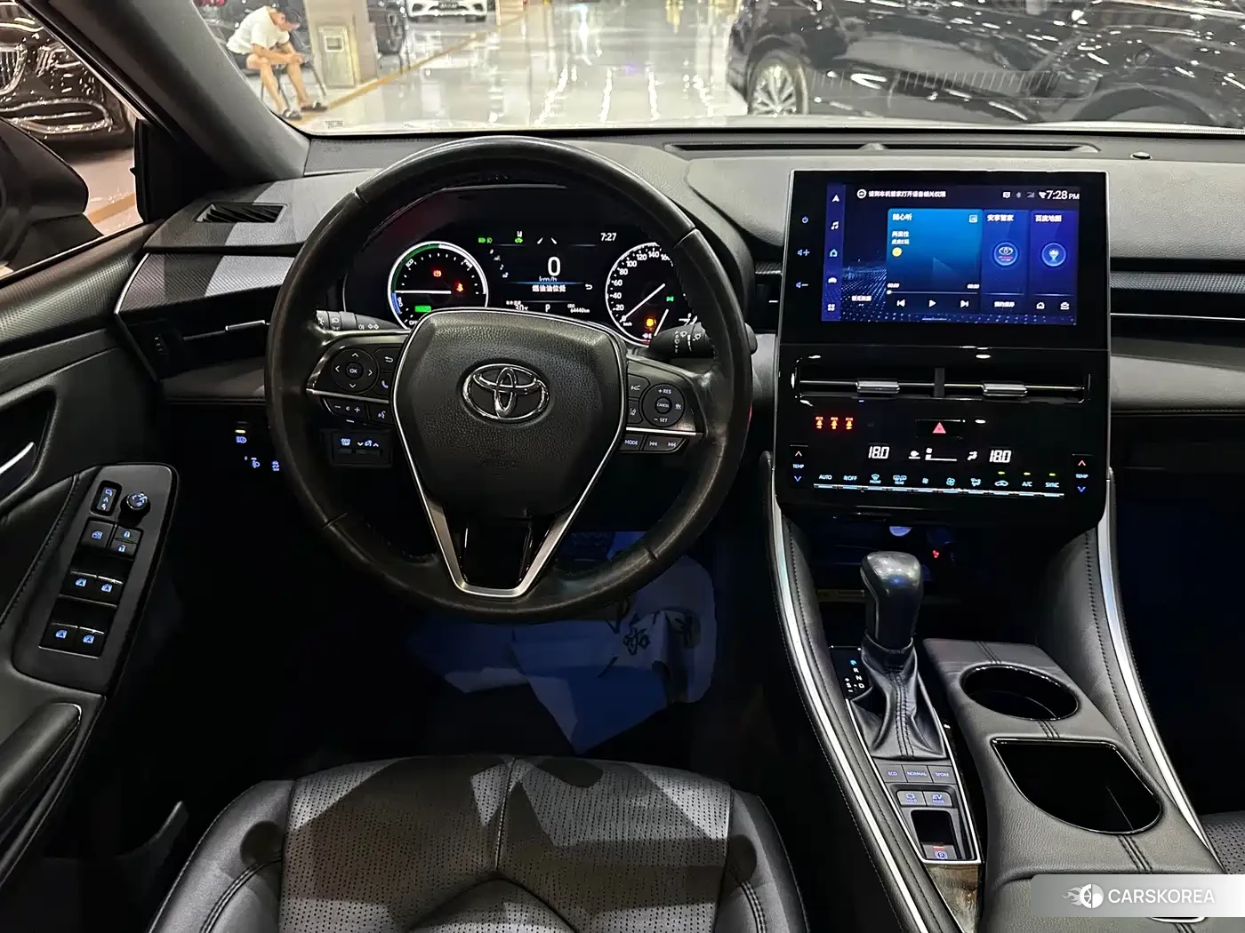Toyota Avalon 2023 Белый из Китая, фото 2