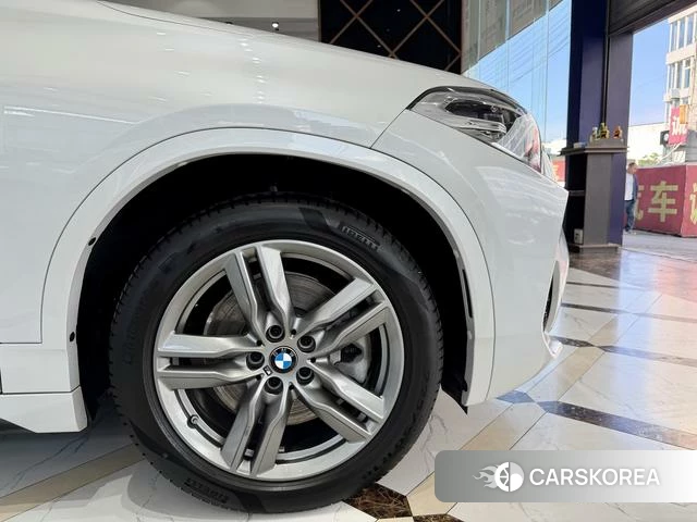 BMW X2 2022 Белый из Китая, фото 2