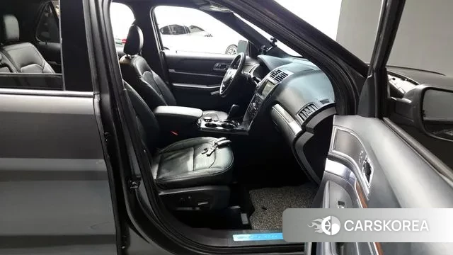 Ford Explorer 2019 Серый из Кореи, фото 2