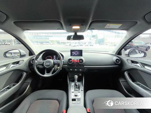 Audi A3 2020 Белый из Китая, фото 2