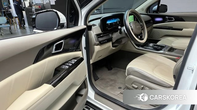 Kia Carnival 4th generation 2023 Белый из Кореи, фото 2