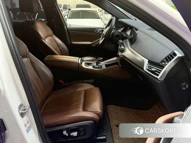 BMW X6 (G06) 2021 Белый из Кореи, фото 2