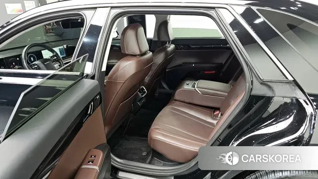 Hyundai Grandeur Hybrid (GN7) 2023 Черный из Кореи, фото 2