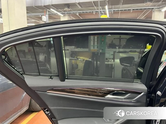BMW 5 Series (G30) 2022 Черный из Кореи, фото 2