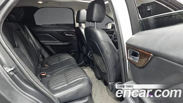 Jaguar F-PACE 2018 Белый из Кореи, фото 2