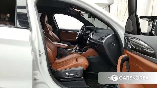 BMW X4M (G02) 2021 Белый из Кореи, фото 2