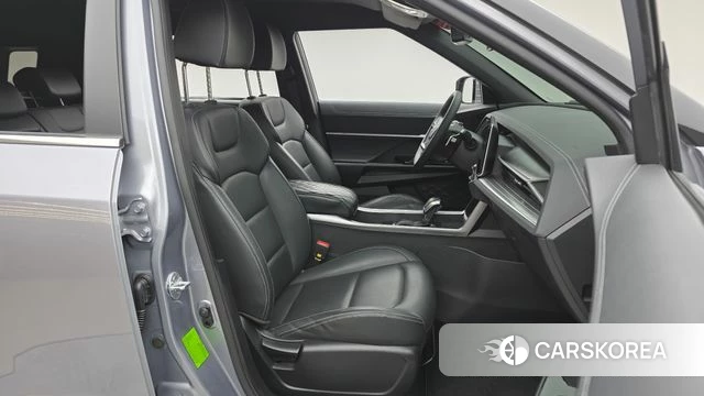Ssangyong Torres 2022 Серебристо-серый из Кореи, фото 2