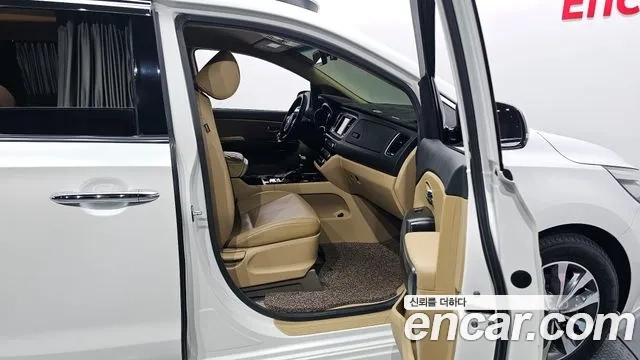 Kia All New Carnival 2018 Белый из Кореи, фото 2