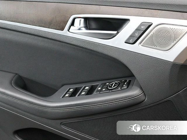 Genesis G80 2019 Черный из Кореи, фото 2