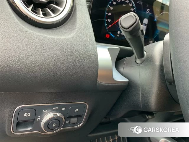 Mercedes-Benz GLB 2022 Черный из Китая, фото 2