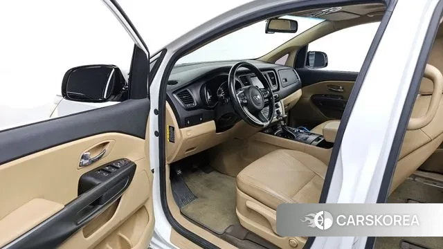 Kia All New Carnival 2018 Белый из Кореи, фото 2